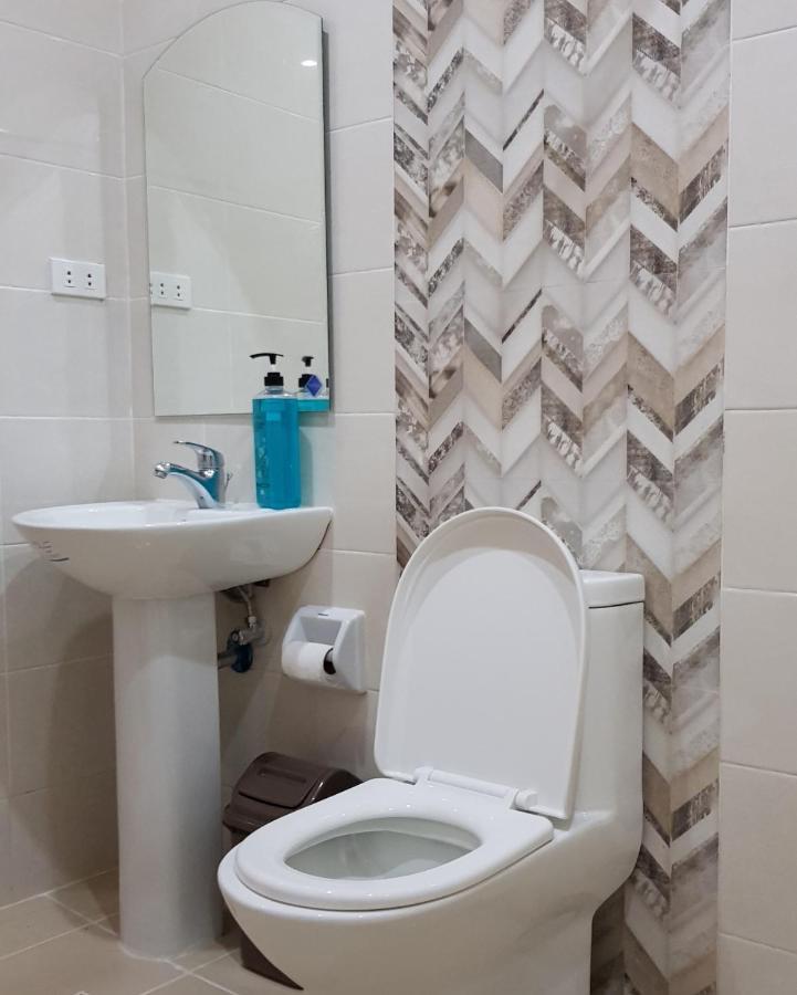 Acrige Apartelle 2 Pax Twin @ Heart Of Bogo City Banban Eksteriør billede